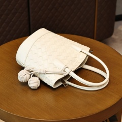 High Capacity Stylish Elegant PU Woven Leather Women's Handbag for Shopping