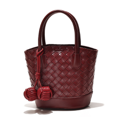 High Capacity Stylish Elegant PU Woven Leather Women's Handbag for Shopping