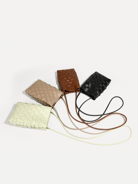 Factory Wholesale Casual PU Woven Crossbody Bag Underarm Bags for Women