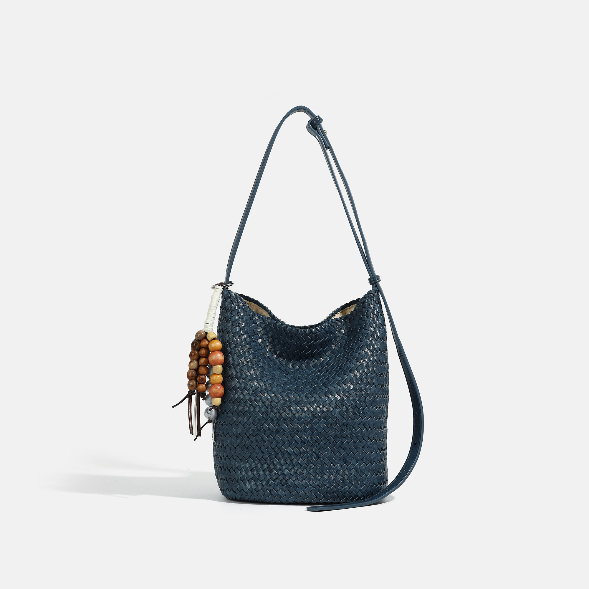 Large Capacity Luxurious Retro PU Leather Woven Shoulder Bag Crossbody Bag for Shopping