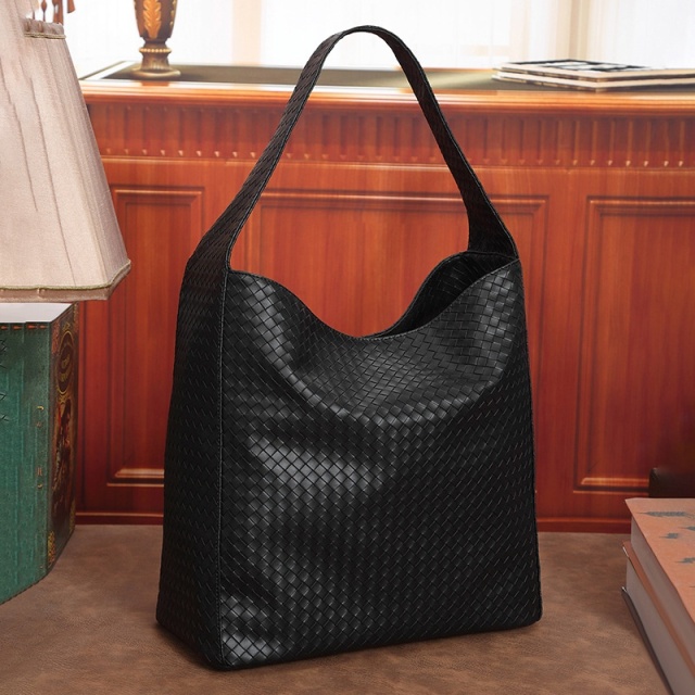Simple and Large Capacity PU Leather Women's Tote Bag for Shopping Daily Life
