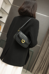 Luxury Fashion Designer PU Leather Shoulder Bag Underarm Bags for Shopping