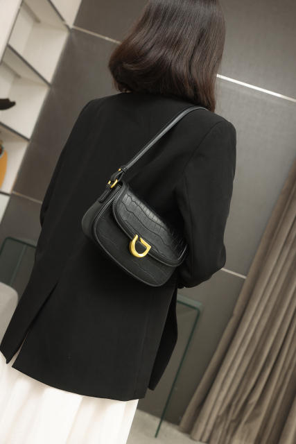 Luxury Fashion Designer PU Leather Shoulder Bag Underarm Bags for Shopping