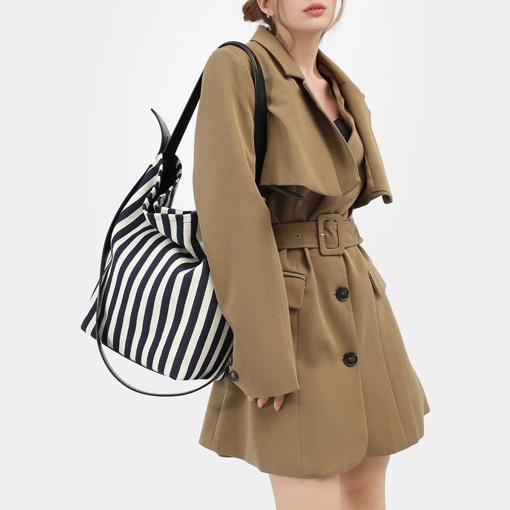 New Stylish Stripe PU Leather Women's Handbag Shoulder Bag for Shopping Travel Outing