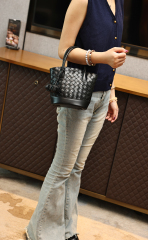 High Capacity Stylish Elegant PU Woven Leather Women's Handbag for Shopping