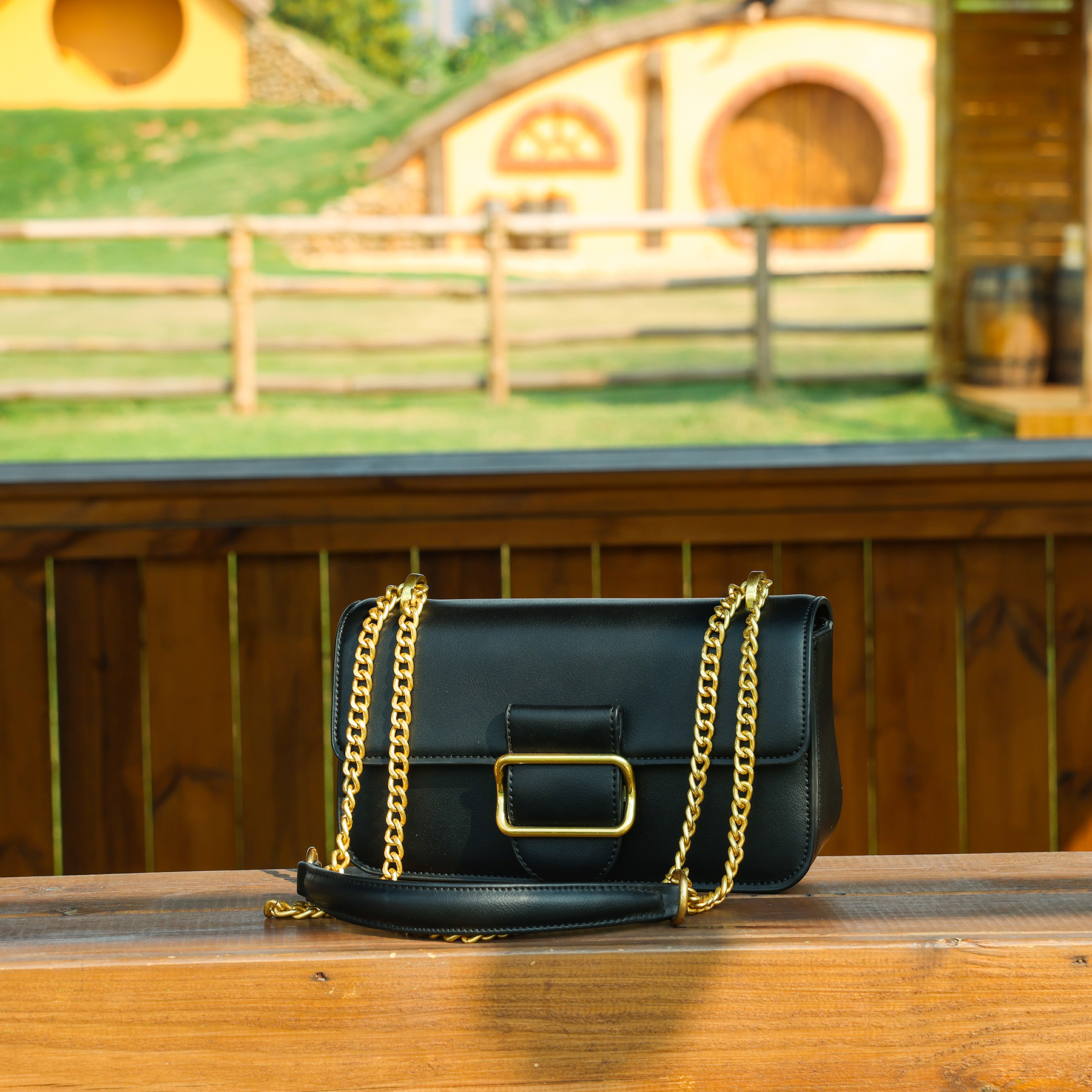 Fashion Casual Popular PU Leather Women's Underarm Bag Shoulder Bag for Shopping