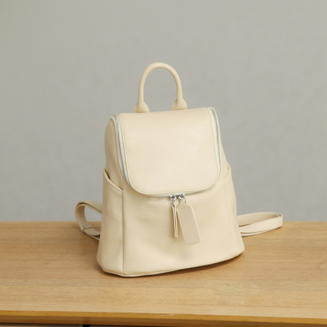 Fashion Large-Capacity PU Leather Women's Casual Travel Backpack for Outing