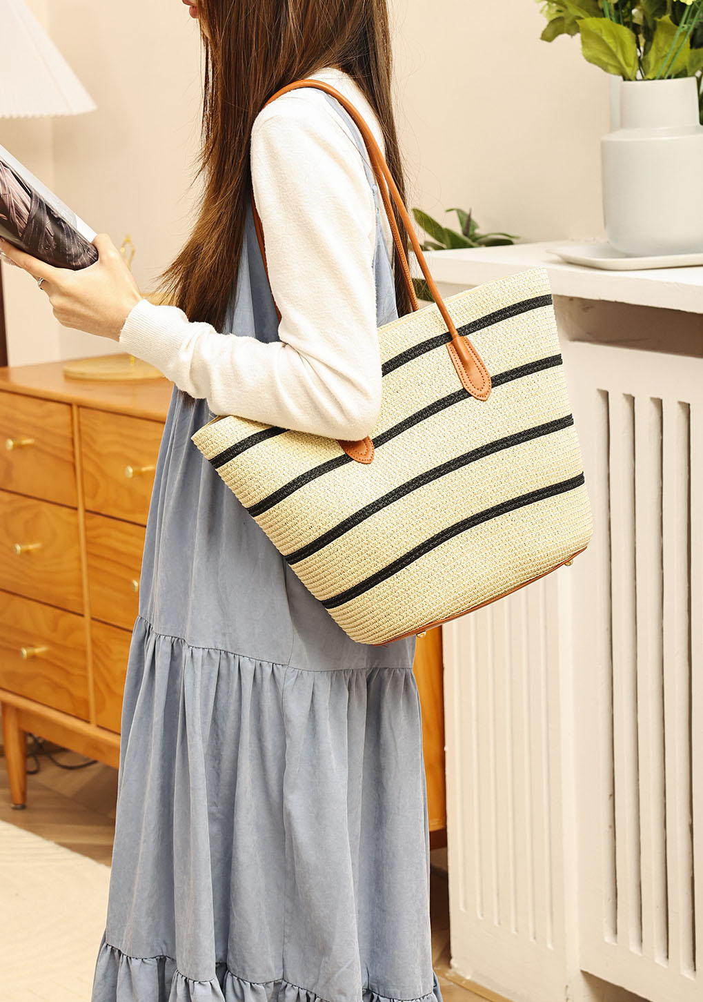 Factory Wholesale Summer Woven Casual Straw Bag Tote Bag Handbag for Travel