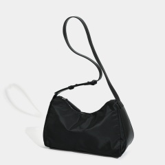 Modern Slouchy Hobo Bag in Versatile Colors with Adjustable Strap for Effortless Daily Styling