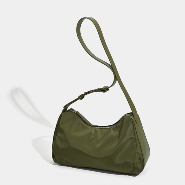 Modern Slouchy Hobo Bag in Versatile Colors with Adjustable Strap for Effortless Daily Styling