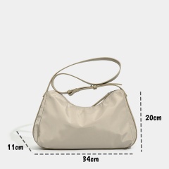 Modern Slouchy Hobo Bag in Versatile Colors with Adjustable Strap for Effortless Daily Styling