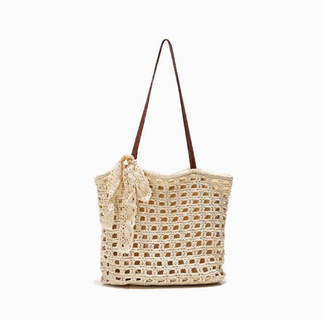 Woven Straw Tote Bag with Lace Bow - Summer Beach & Vacation Shoulder Bag