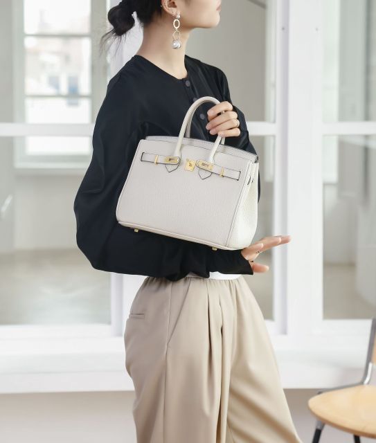 Women's Genuine Top-Grain Cow Leather Structured Handbag, Large-Capacity Top Handle Shoulder Crossbody Bag with Lock Closure