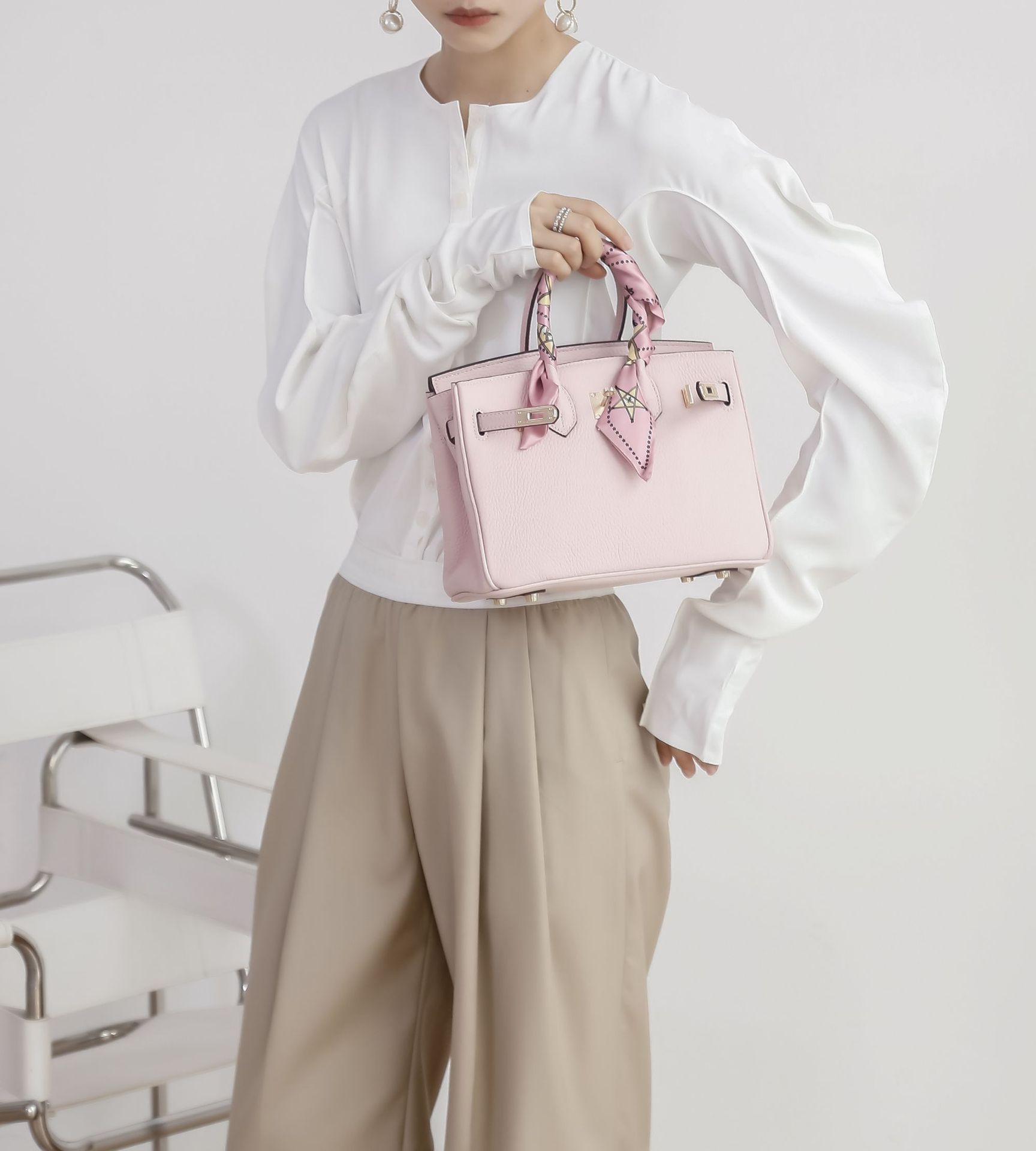 Women's Genuine Top-Grain Cow Leather Structured Handbag, Large-Capacity Top Handle Shoulder Crossbody Bag with Lock Closure