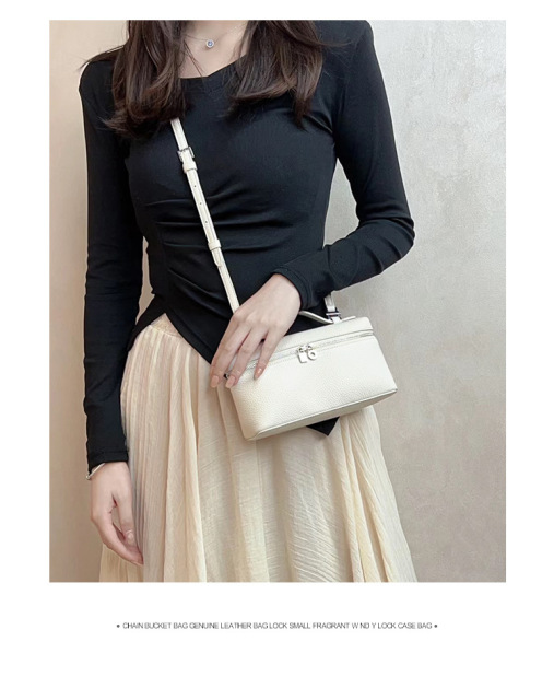 English rendering: Top-Grain Leather Mini Box Bag for Women, Structured Handheld Shoulder Bag with Crossbody Strap,