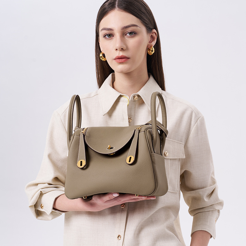Women's Genuine Top-Grain Leather Pillow Shoulder Bag, Soft Litchi-Grain Cowhide Crossbody Handbag with Zipper Closure