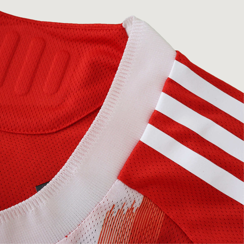 2526 Fußball-Club Bayern München home player version