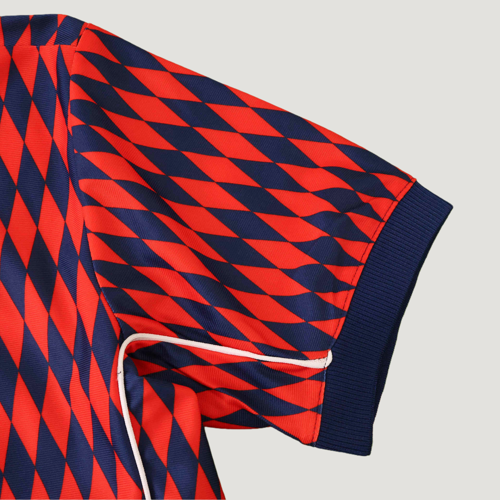 2526 Fußball-Club Bayern München Concept version Player version