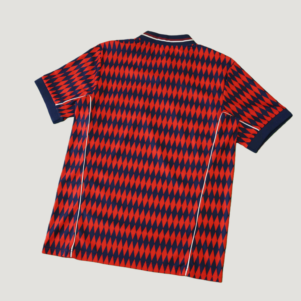 2526 Fußball-Club Bayern München Concept version Player version