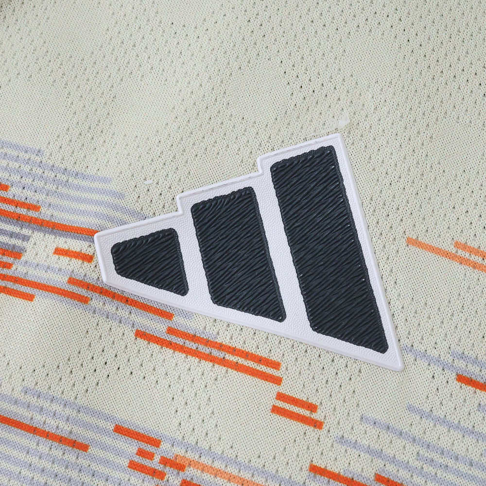 2526 Fußball-Club Bayern München away player version