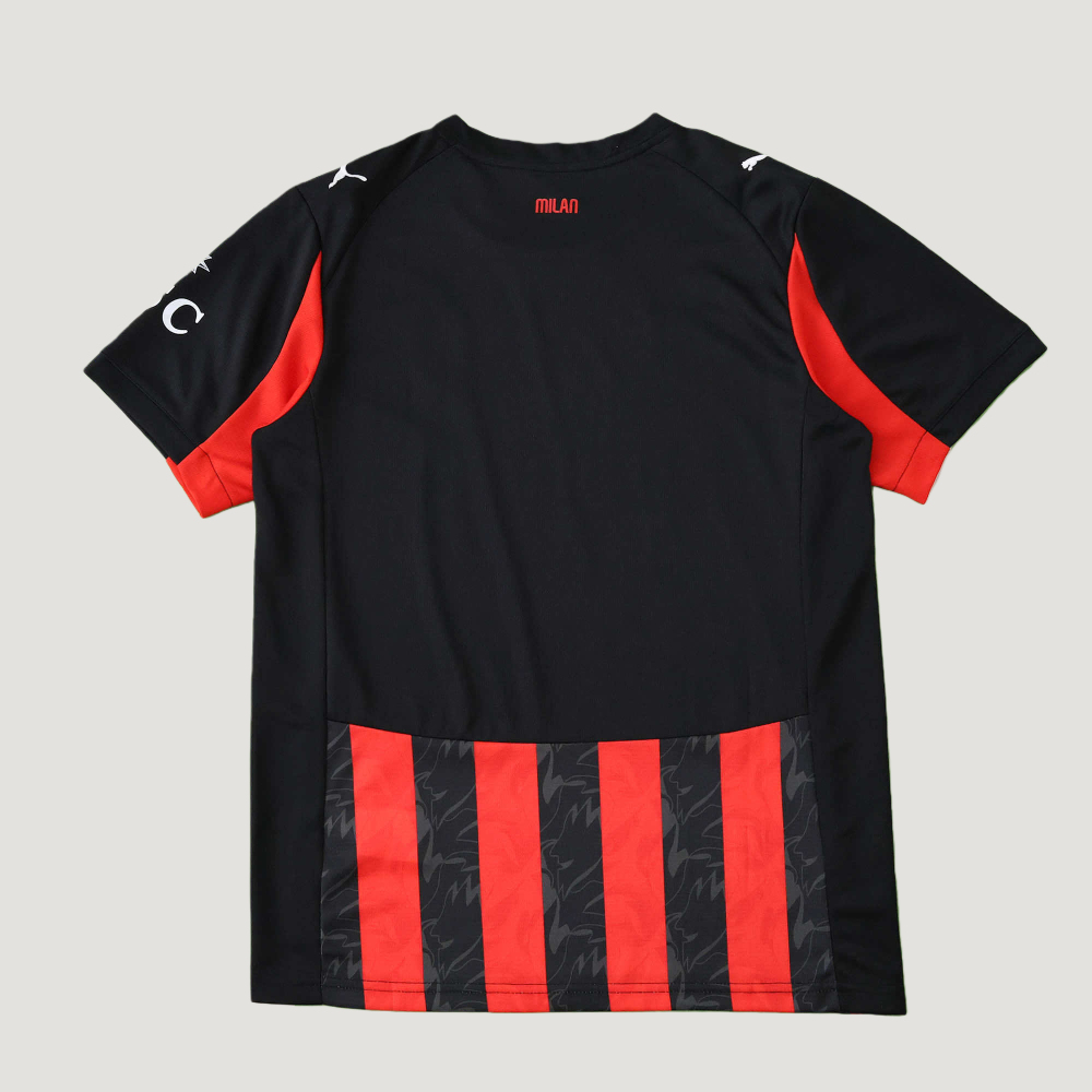 2526 A.C. Milan home Fan version