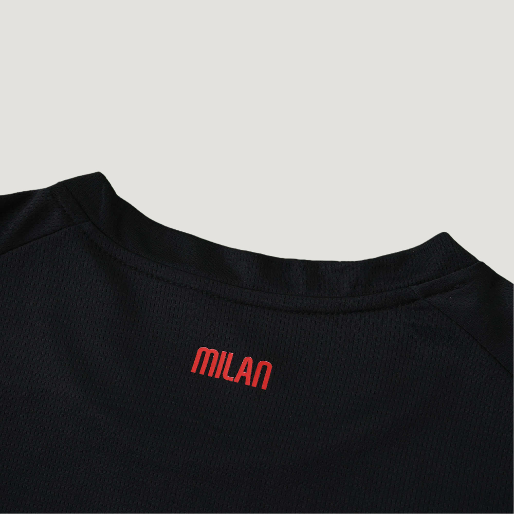 2526 A.C. Milan home Fan version