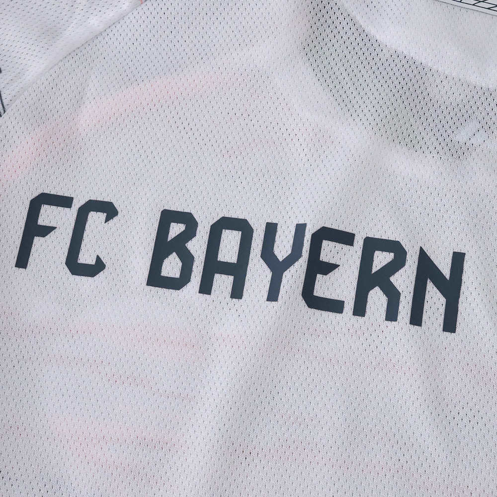2526 Fußball-Club Bayern München away Long sleeved Player version