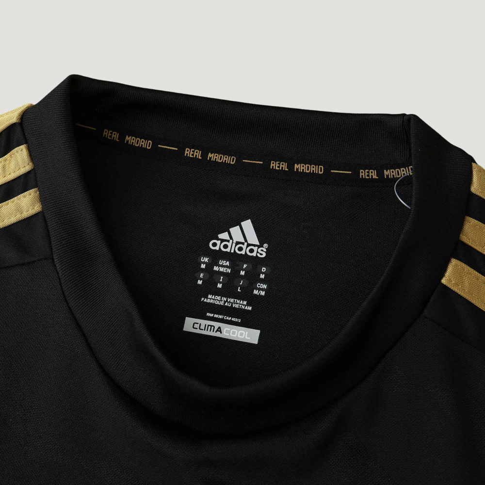 1213 Real Madrid away retro version