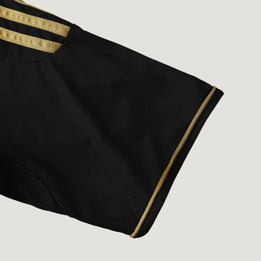 1213 Real Madrid away retro version
