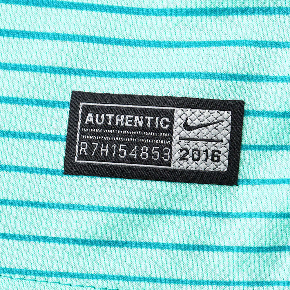 1617 Barcelona third retro version