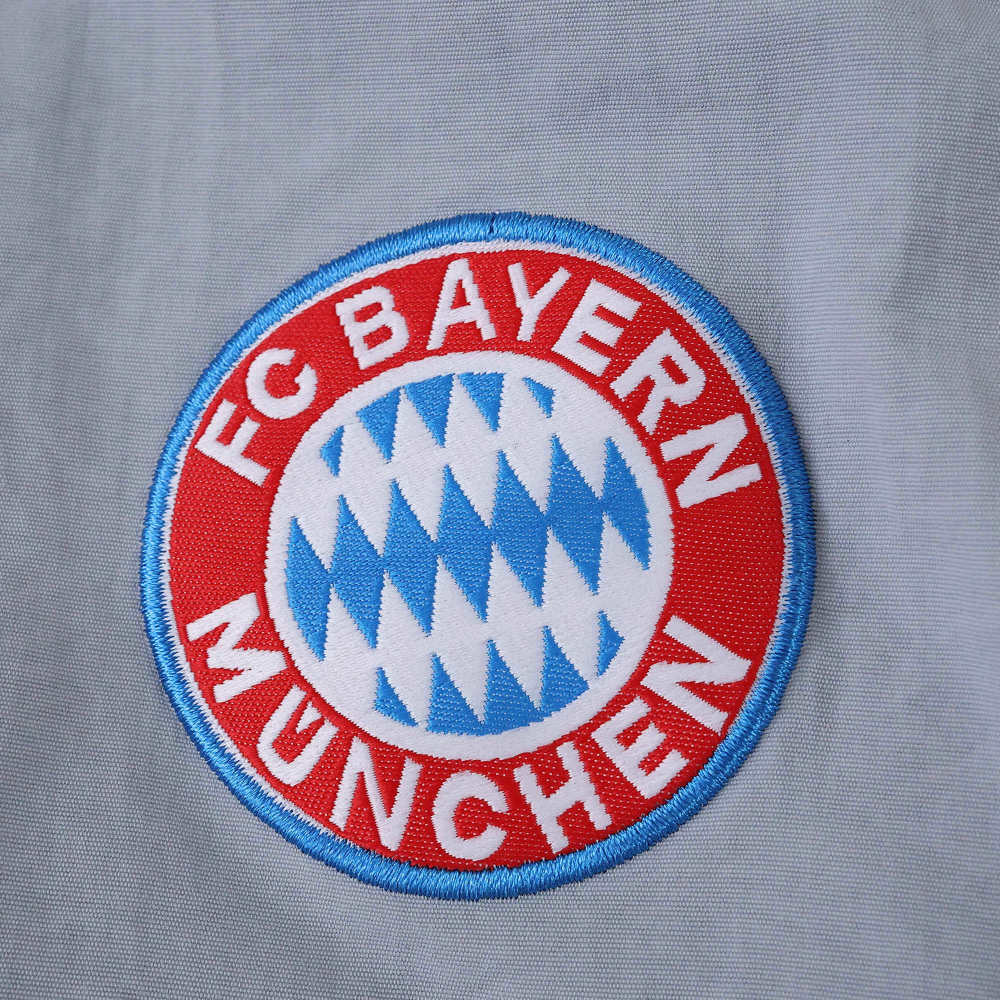 2526 Fußball-Club Bayern München