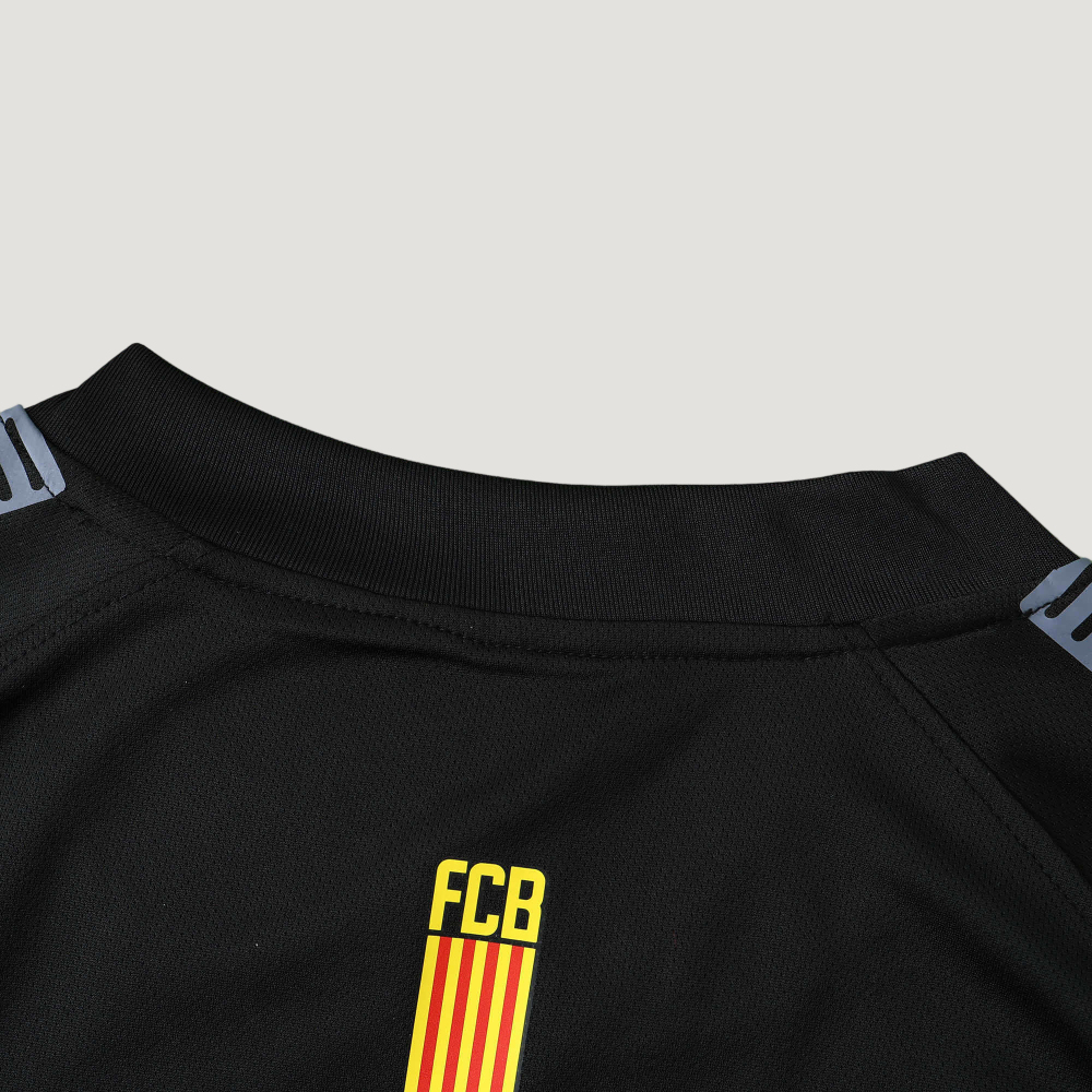 1112 FC Barcelona / Barça away retro version