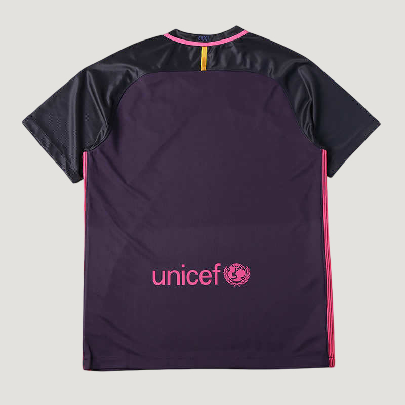 1617 FC Barcelona / Barça away retro version