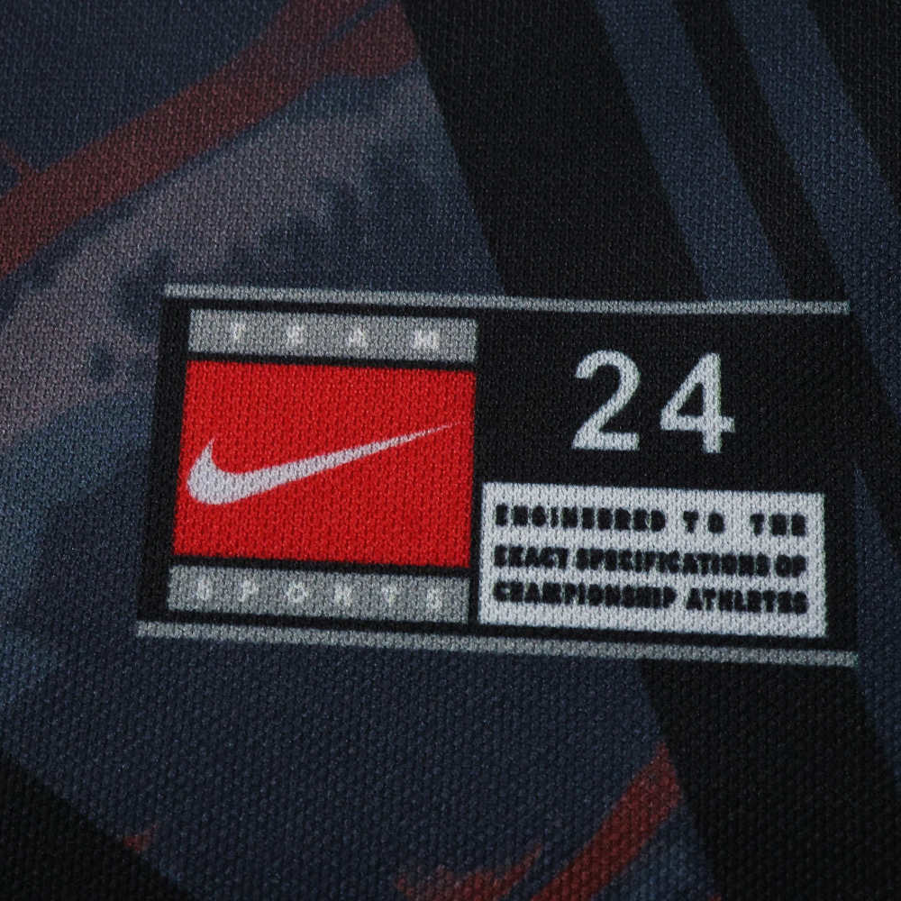 England 2026 goalkeeper Kids kit