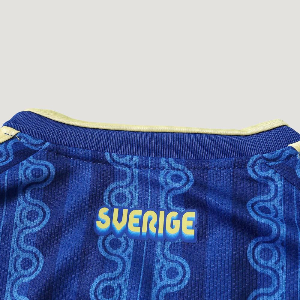 Sweden 2026 Away kids kit