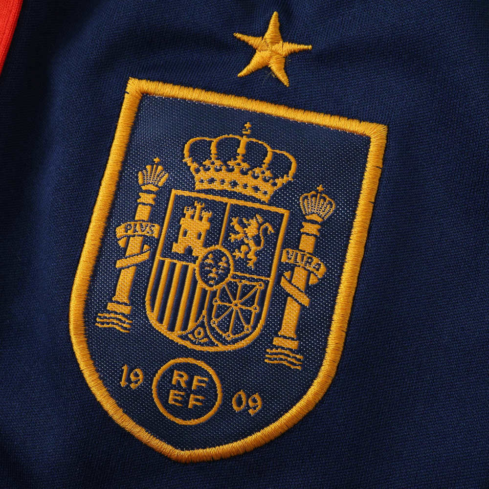Spain 2026 Home Kids kit