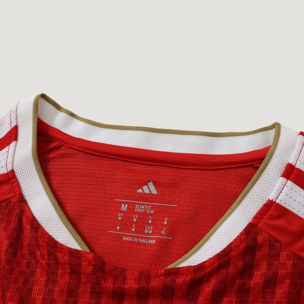 FC Bayern München 2627 Home Long sleeved Player version