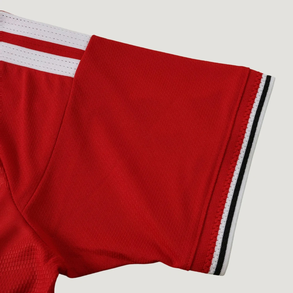 Manchester United F.C. 2627 Home Player version