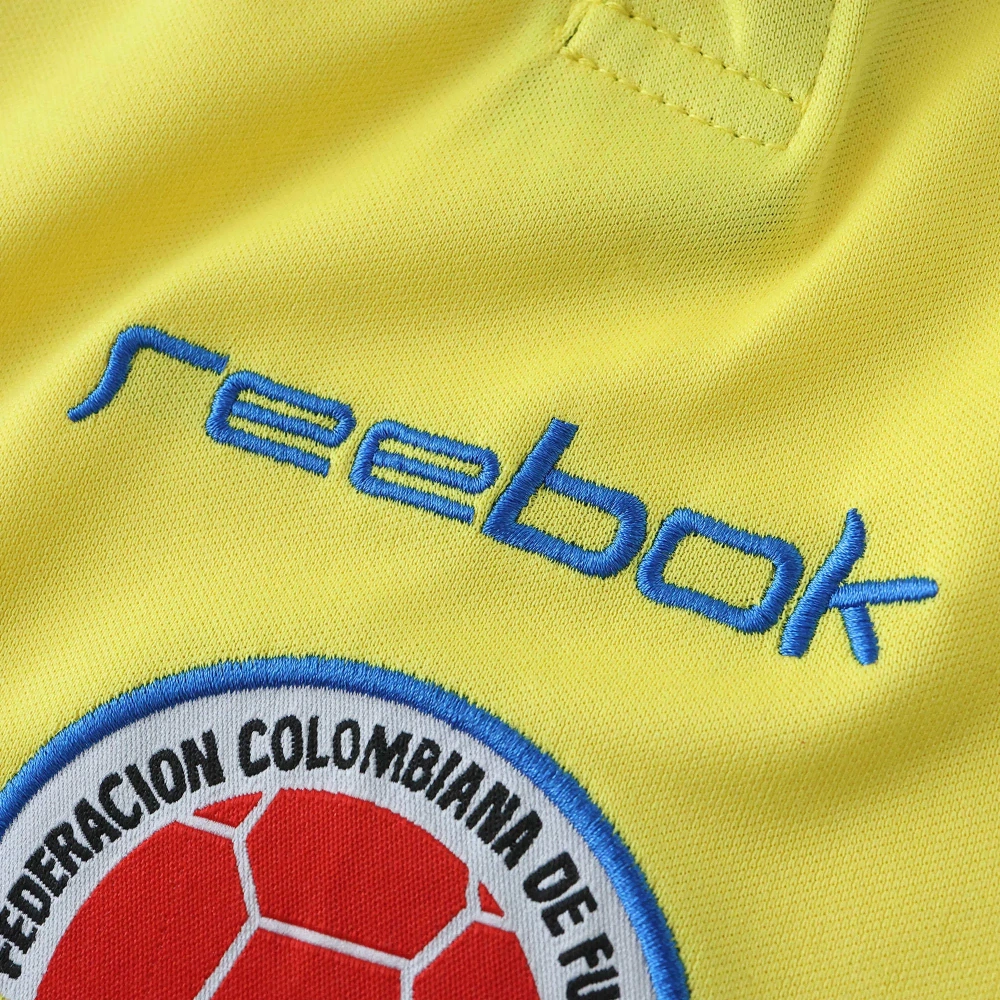 Colombia 2001 Home retro version