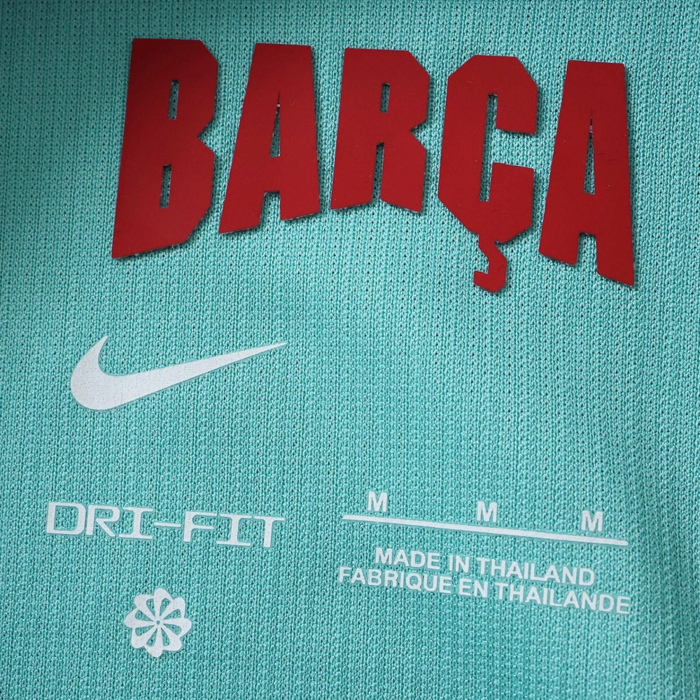 Barcelona 2627 Third Fan version