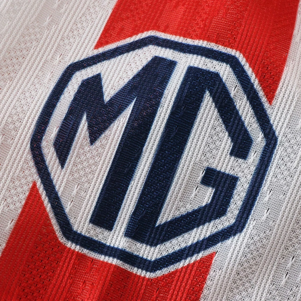 Chivas Guadalajara 2627 Home Player version
