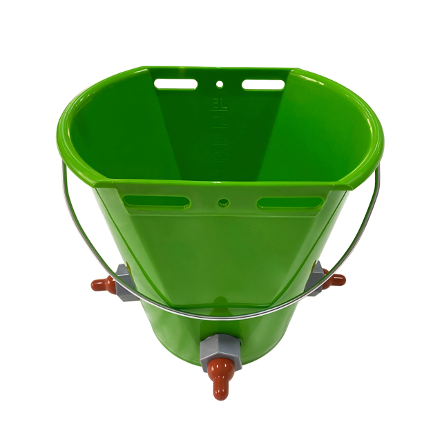 8L lamb calf feeding bucket with 3 nipples