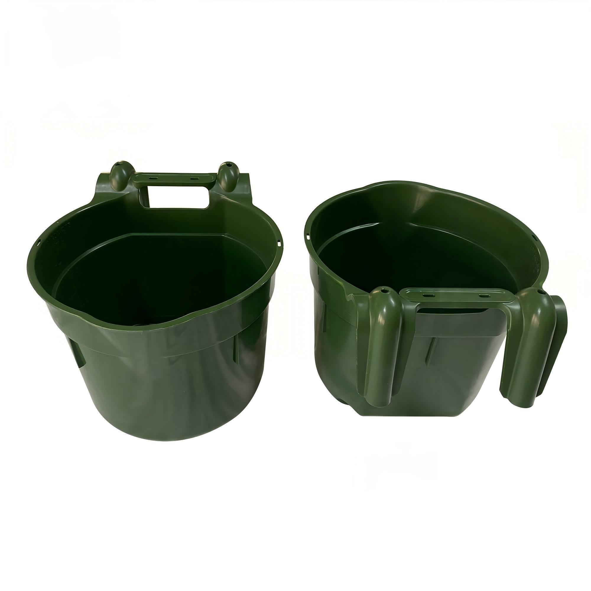 8L Horse feeding bucket