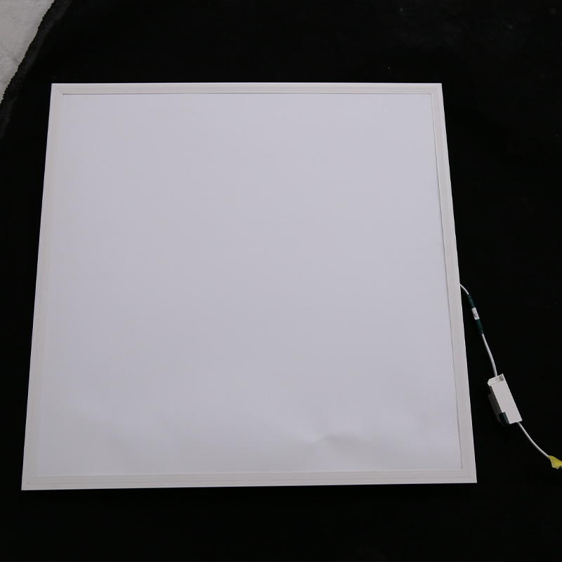 لوحة إضاءة LED تجارية 600 × 600 مم، 48 وات/60 وات، خرج لومن عالي IP20 لإضاءة سقف المكاتب,أسقف من الألياف المعدنية | بلاط سقف عازل للصوت | ألواح أسمنتية ليفية | مورد صيني لشبكات السقف على شكل حرف T,لوحة إضاءة LED مقاس 600×600 مم للبيع بالجملة - إضاءة مكتبية موفرة للطاقة، طلب بالجملة للمستوردين