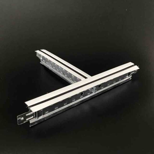 شبكة سقف على شكل حرف T ذات خط وسط محزز باللون الأسود,أسقف من الألياف المعدنية | بلاط سقف عازل للصوت | ألواح أسمنتية ليفية | مورد صيني لشبكات السقف على شكل حرف T,شبكة سقف على شكل حرف T ذات خط وسط محزز باللون الأسود