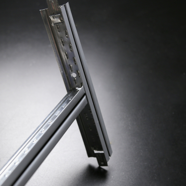 شبكة سقف على شكل حرف T ذات خط وسط محزز باللون الأسود,أسقف من الألياف المعدنية | بلاط سقف عازل للصوت | ألواح أسمنتية ليفية | مورد صيني لشبكات السقف على شكل حرف T,شبكة سقف على شكل حرف T ذات خط وسط محزز باللون الأسود