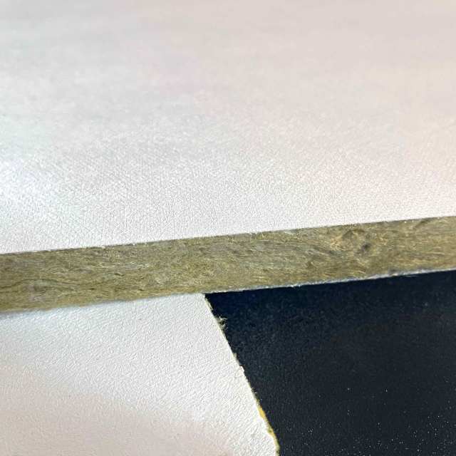 بلاط سقف من الصوف الصخري ذو سطح أبيض أملس 595 × 595 × 12 مم,أسقف من الألياف المعدنية | بلاط سقف عازل للصوت | ألواح أسمنتية ليفية | مورد صيني لشبكات السقف على شكل حرف T,بلاط سقف من الصوف الصخري ذو سطح أبيض أملس 595 × 595 × 12 مم