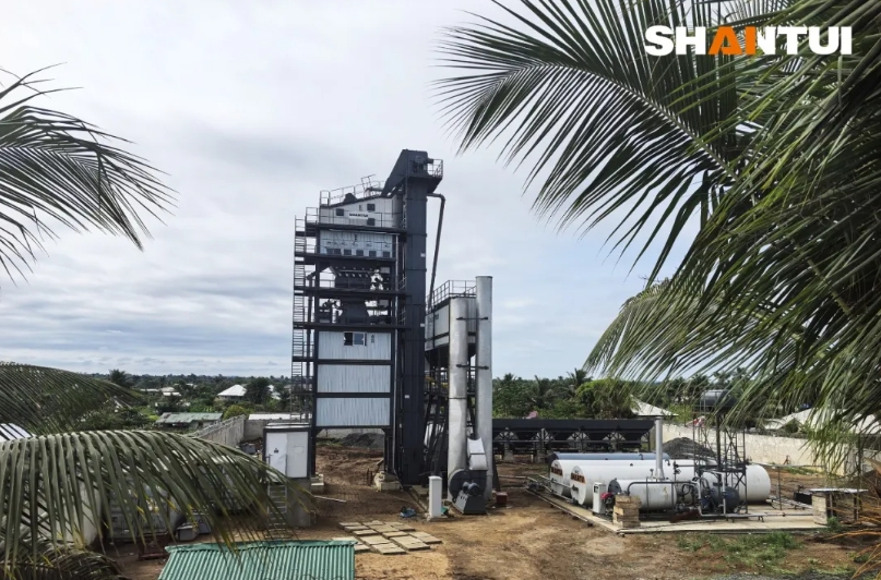 Shantui Janeoo Asphalt Plant Successfully Serves Monrovia Highway Construction in Liberia