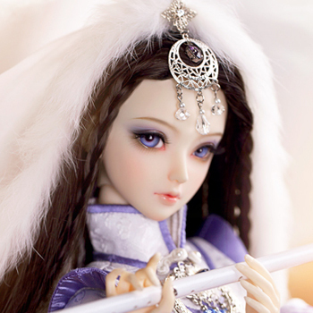 Rouran girl/Cynthia
