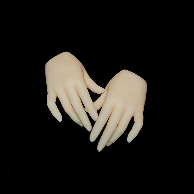 1/3 all matched - Cheek kiss hands